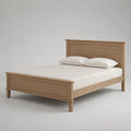 Massivholzbett Eiche 200x160 cm Natur mit Matratze und Kissen